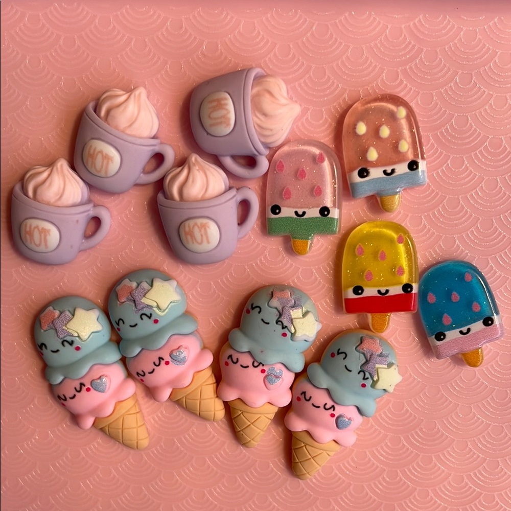 KAWAII CHARMS 🎀🍭🍬🧁🍩🍦🍫🍪🧸 - Picture 5 of 8